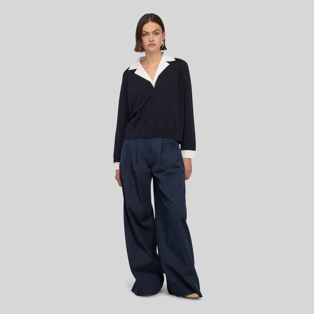 Camelia Pant